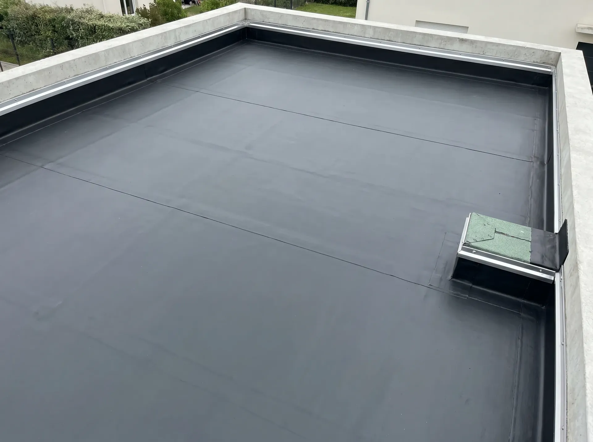Étanchéité terrasse plate réétanchéifiée — Orvault